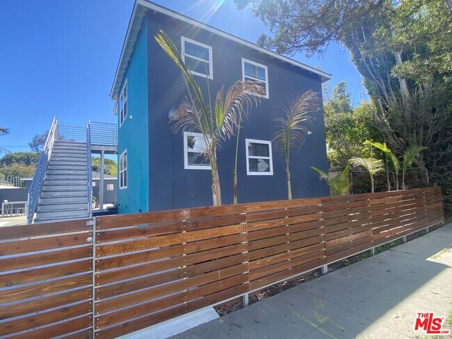 Building Photo - 2948 Exposition Blvd