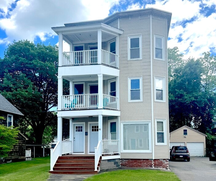 Front view of the house and porches. - 98 Maple St