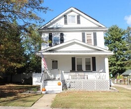 Building Photo - 213 Swarthmore Rd