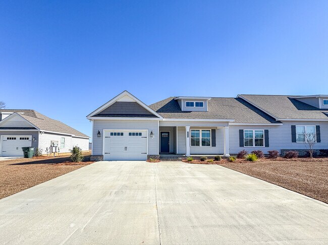 Building Photo - 204A Freightliner Way