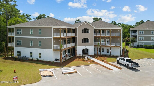 Building Photo - 400 Lighthouse Ln