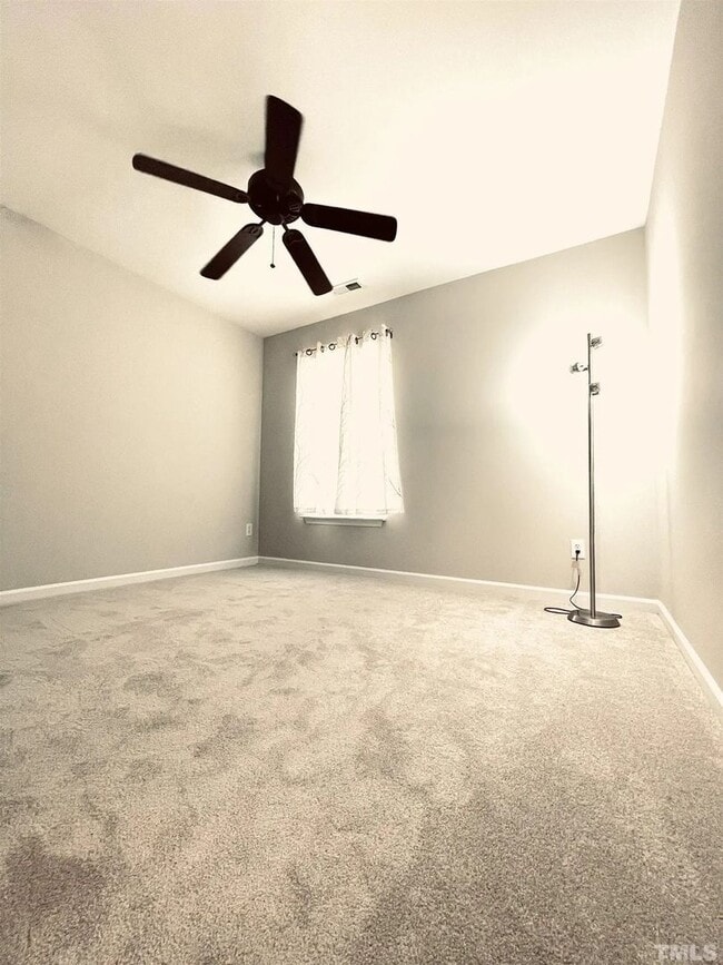 Building Photo - Comfortable 3BD, 2.5BA Raleigh Home with a 1-Car Attached Garage in an HOA Community with Amenities