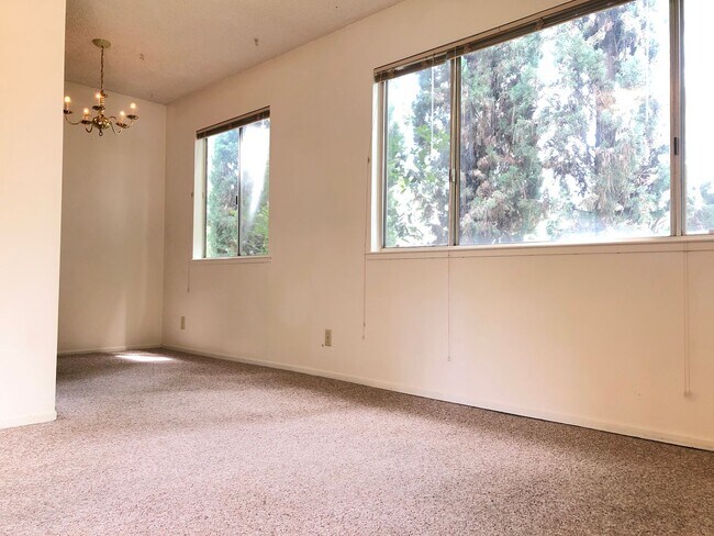 Building Photo - 331 Northstar Pl