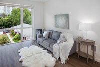 Interior Photo - Montessa