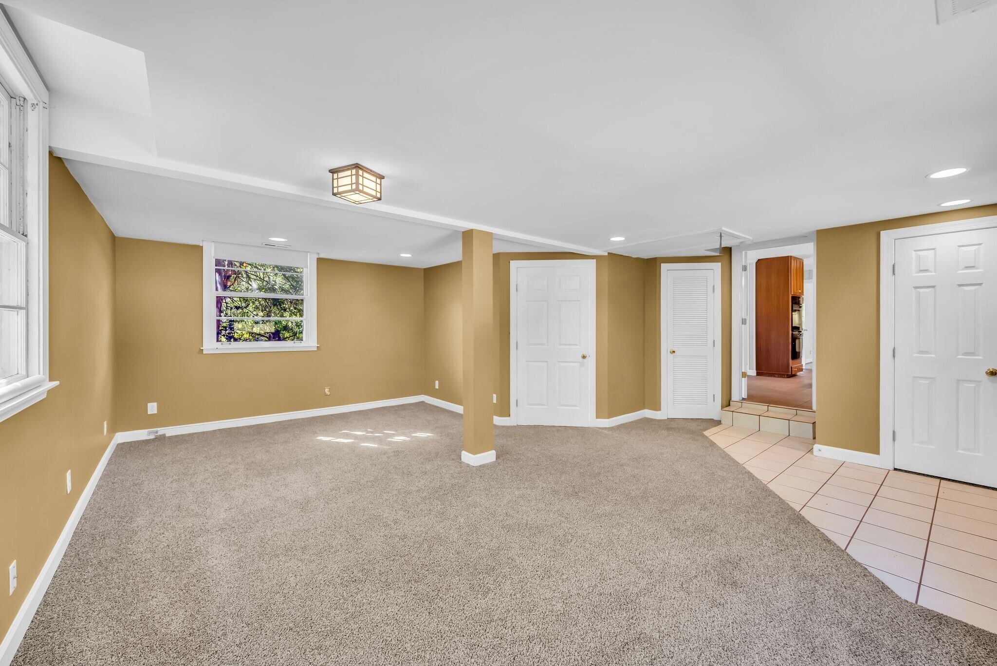 Building Photo - 526 Davidson Rd