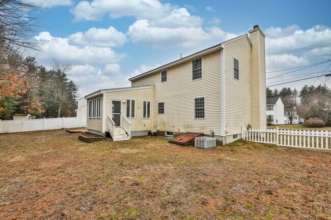 Building Photo - 54 Vandora Dr