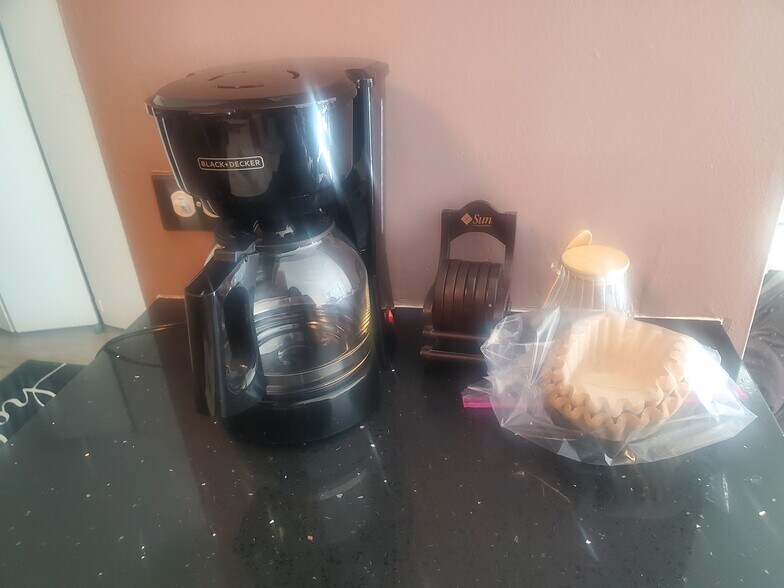 Living Room Coffee Island - 535 N Michigan Ave