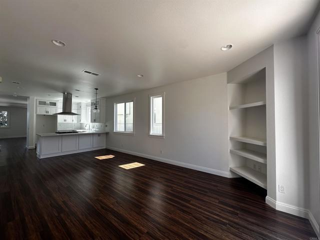 Building Photo - 6957 Catamaran Dr