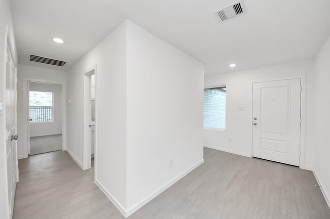 Building Photo - 3096 Sunset Glory Dr