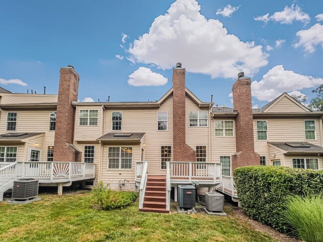 Building Photo - 43263 Somerset Hills Terrace
