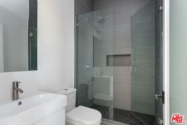 Building Photo - 3756 Brilliant Dr