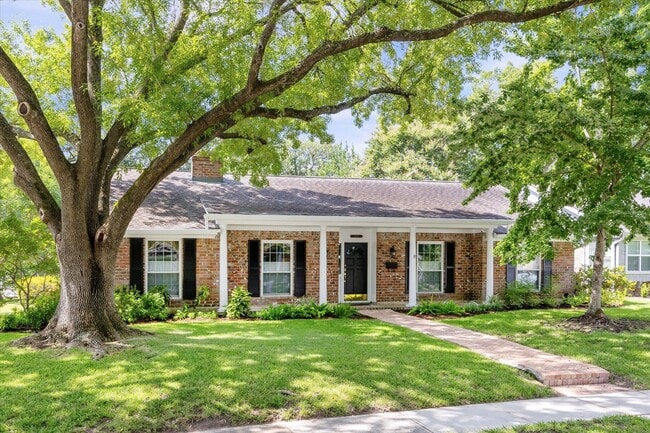 Building Photo - 10603 Lynbrook Dr