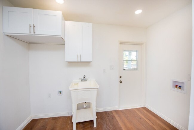 Building Photo - Remodeled Home