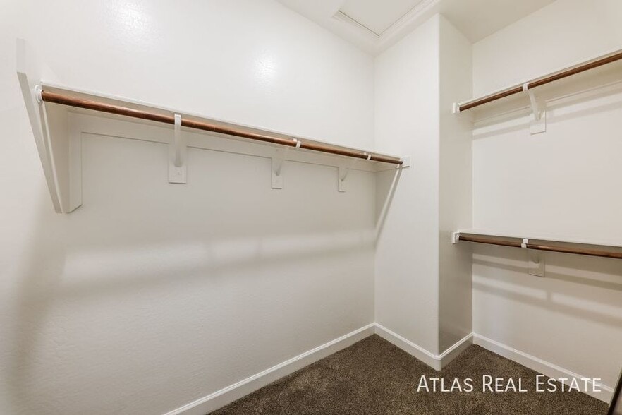 Building Photo - 20234 W Harrison St