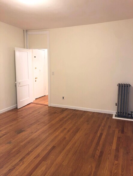 Primary Photo - 63 Burbank St
