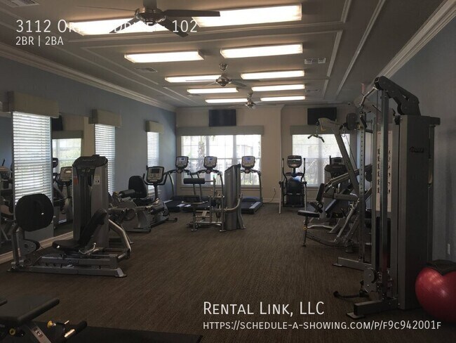 Building Photo - 3112 Oriole Dr