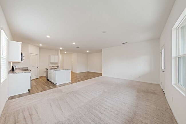 Building Photo - 6028 Pearl Mdw