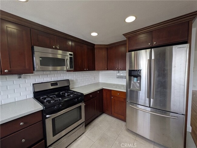 Building Photo - 1852 W 145th St