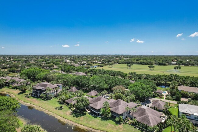 Building Photo - 2835 Polo Island Dr