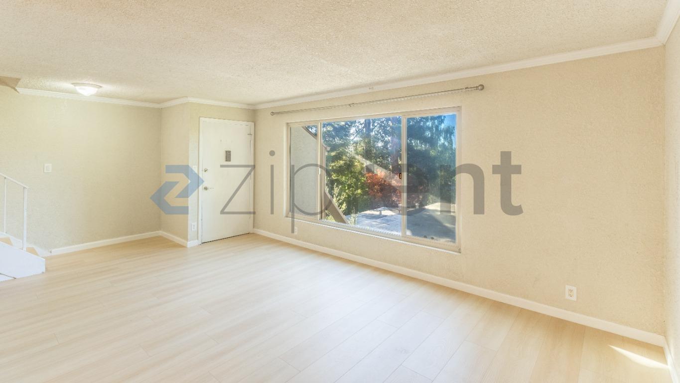 Building Photo - Unit 27