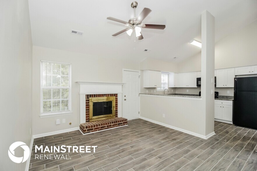 Building Photo - 7596 Briar Crest Ct