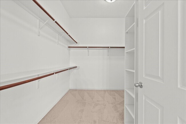 Building Photo - 2120 Red Timber Ct