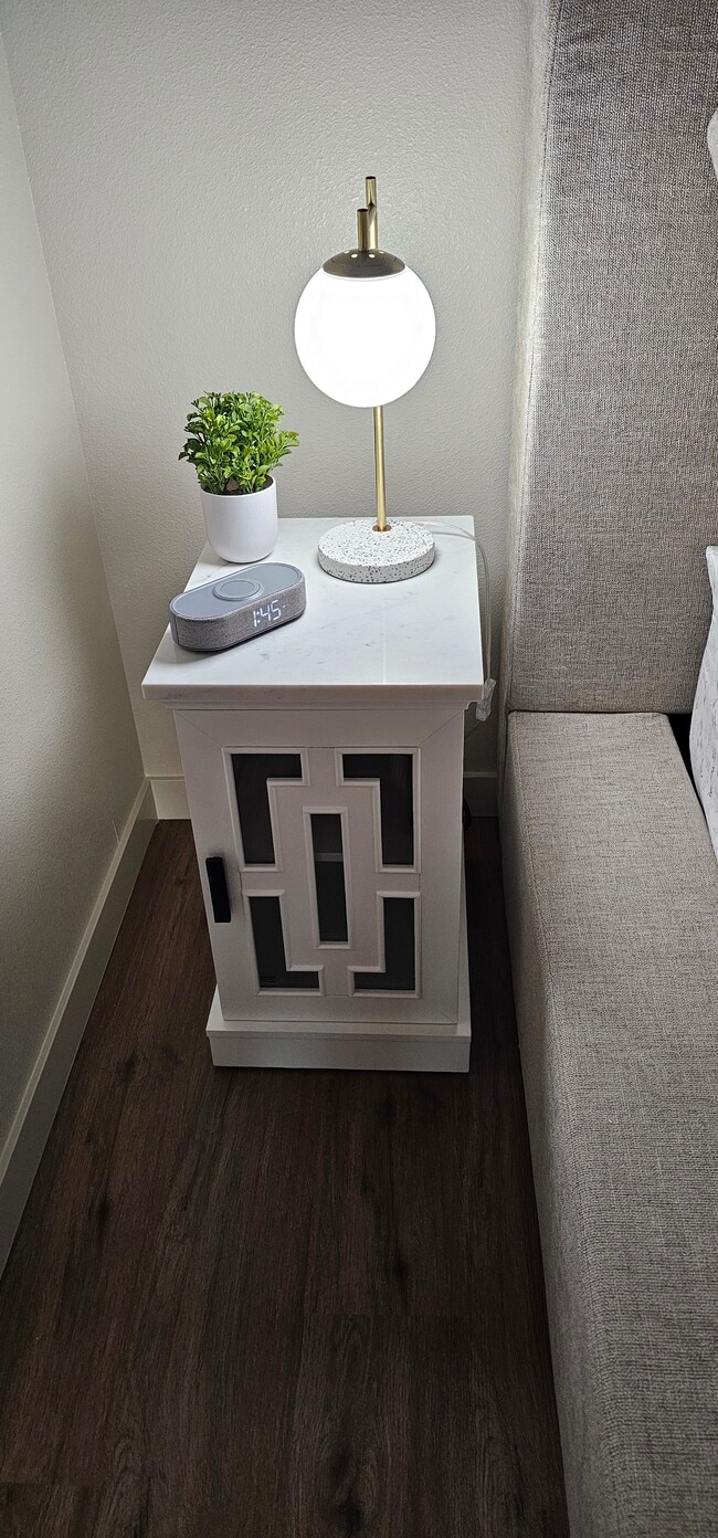 Building Photo - 275 Ipswich St