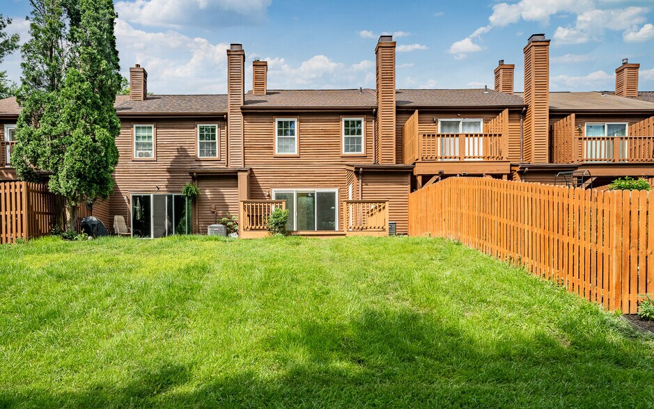 Building Photo - 138 Iron Bark Ct