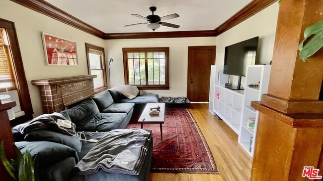 Building Photo - 1412 Calumet Ave