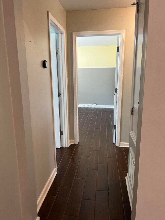 Building Photo - 16 Mariners Ln