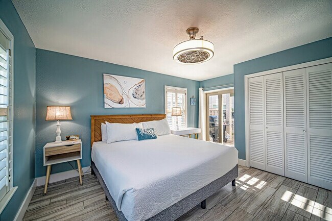 Building Photo - 1902 Bayhouse Dr