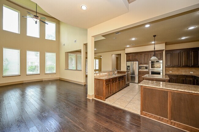 Building Photo - 5327 Sloan Falls Ct