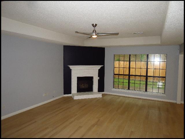 Building Photo - 3704 Lakewood Valley Dr