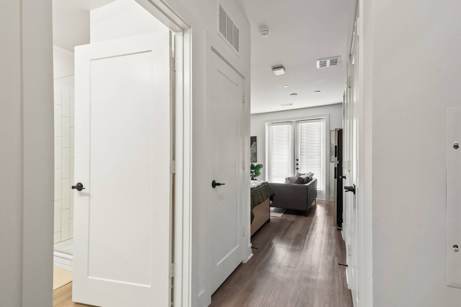 Building Photo - 4204 Greeley St