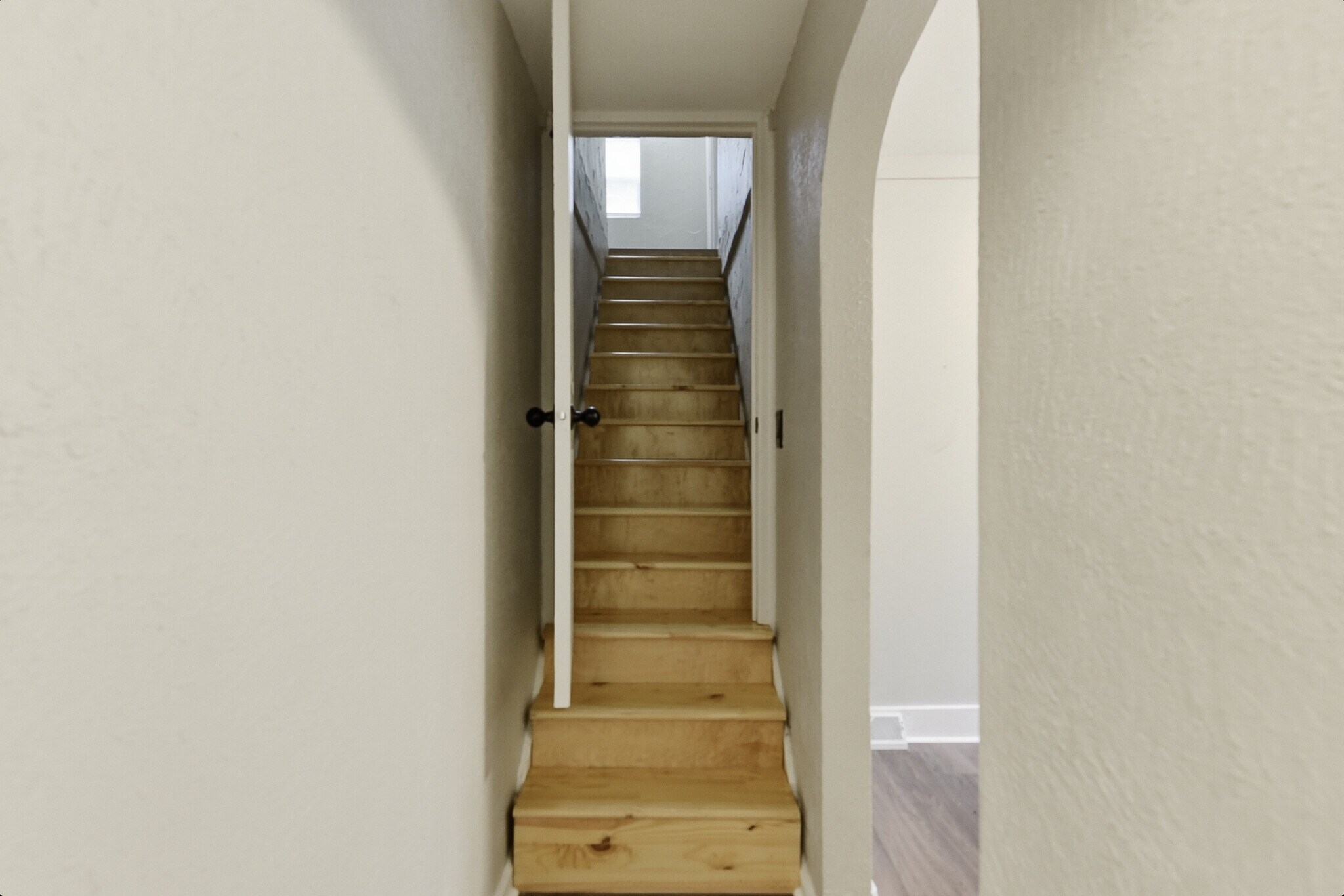 Building Photo - 4677 N 60th St