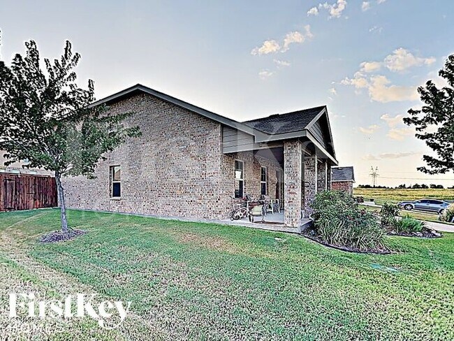 Building Photo - 1413 Waco Turner Dr