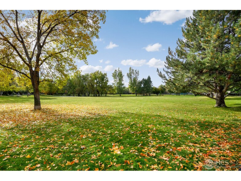 Building Photo - 4654 White Rock Cir