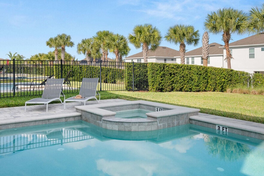 Building Photo - 301 Burma St