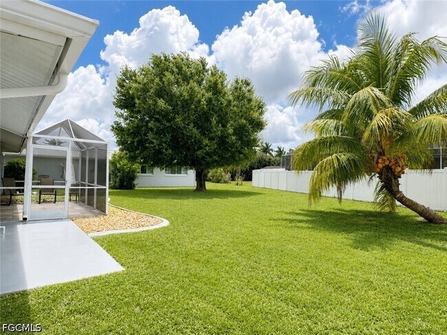 Building Photo - 912 Dolphin Dr