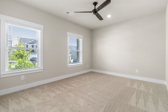 Building Photo - 1714 Firelight Wy