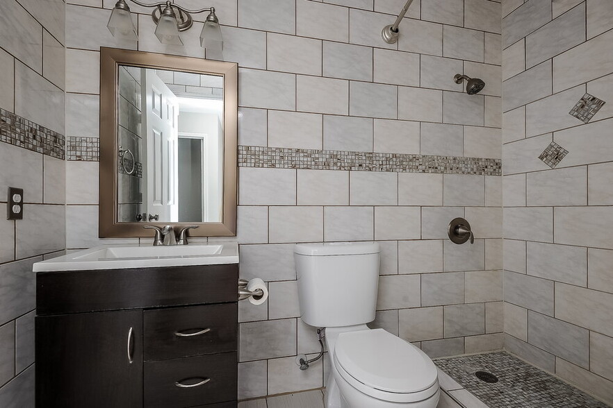 Building Photo - 9105 Cranwell Ct