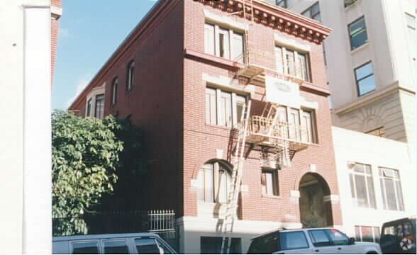 Building Photo - 1240 Bush