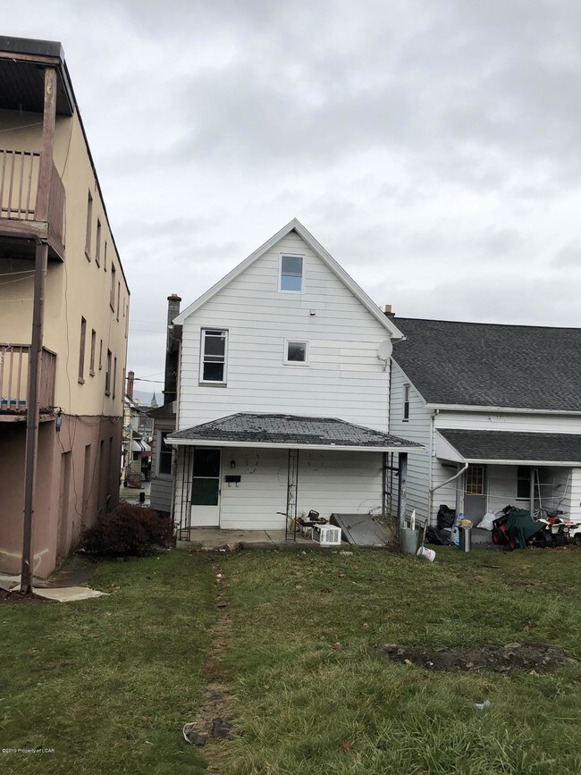 Building Photo - 257 Kidder St