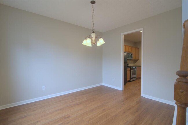 Building Photo - 2013 Ridgestone Landing SW