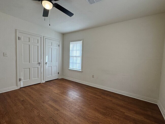 Building Photo - 506 NW Fort Sill Blvd