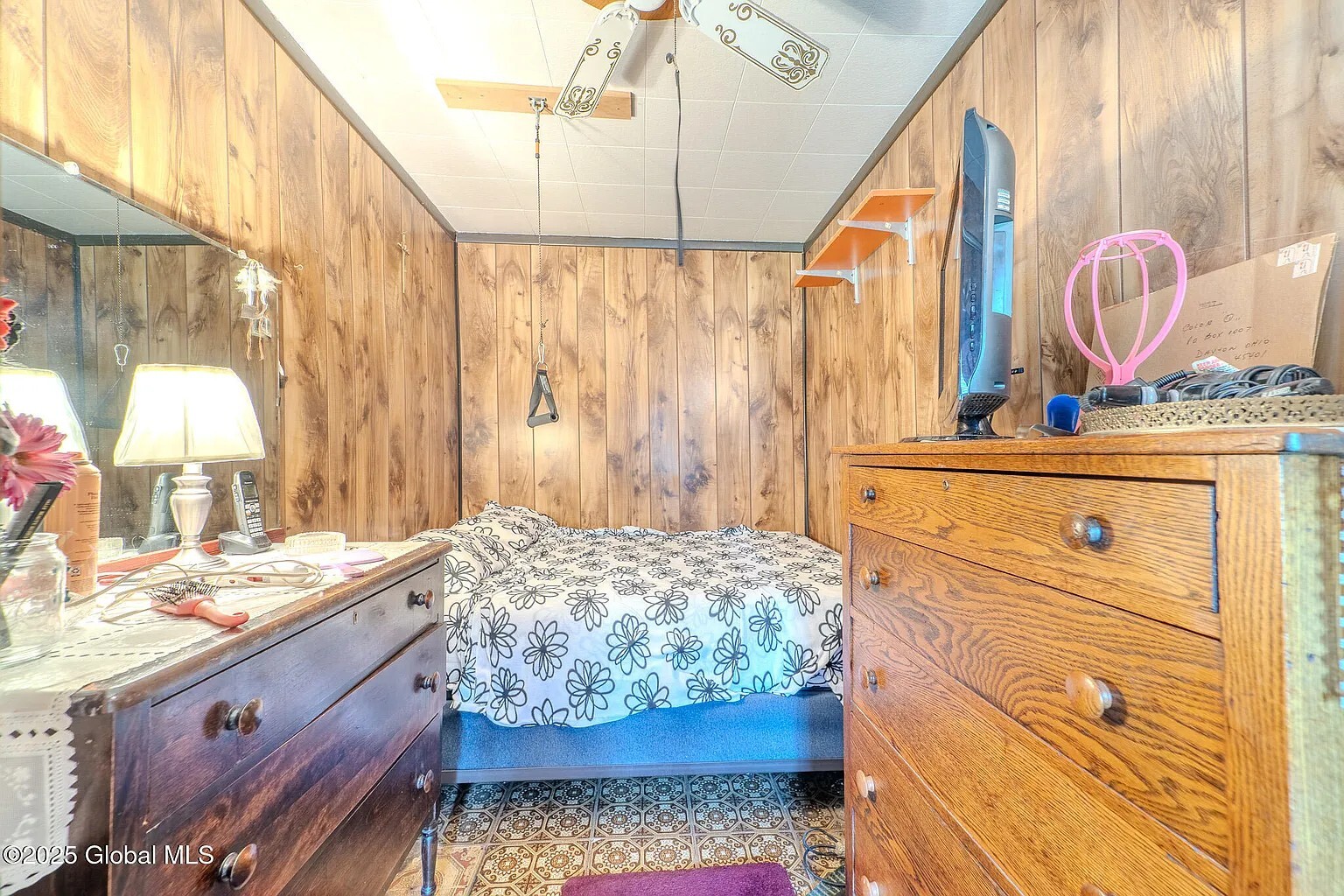 Floor 2, Bedroom 1 - 2 Front St