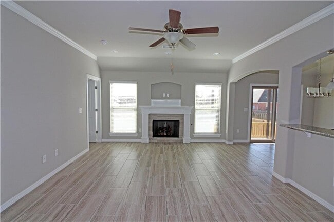 Building Photo - 310 Sullivans Wy