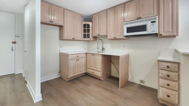 Building Photo - 405 N Wabash Ave