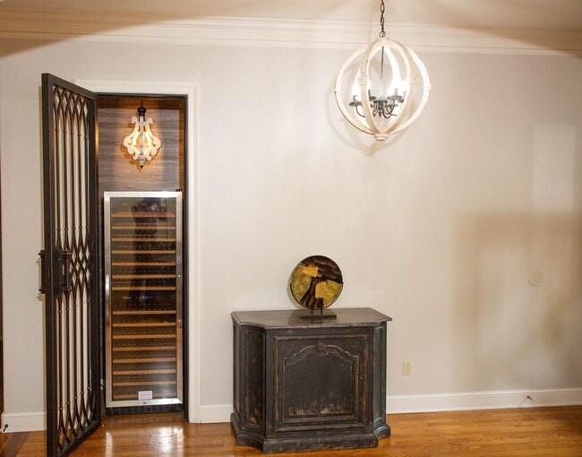 Building Photo - 10060 Avent Ridge Cove