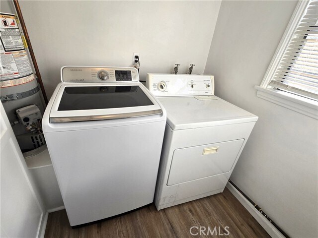 Building Photo - 662 W Glenoaks Blvd